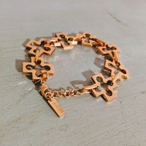 JEWELMINT "Cross Your Heart" Brushed Gold Bracelet